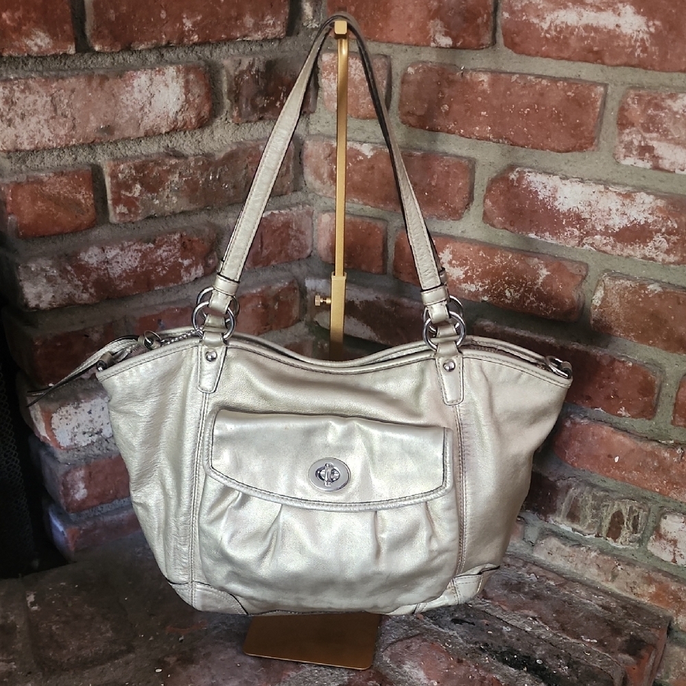 Coach Lea Nye Y2k Metallic Cream Leather Shoulder Bag Turnlock Slouchy Hobo